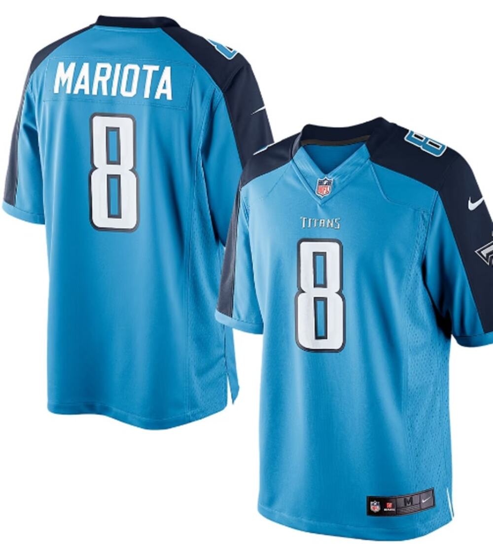 #8 Football Jersey USED Mens M-pre-owned-Stitched
